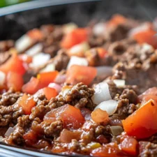 Slow Cooker Hearty Chili - A Delicious Ground Beef Recipe